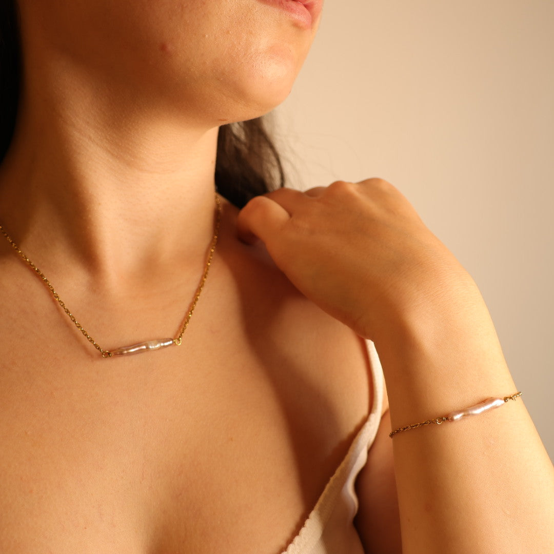 Xenia Necklace and Bracelet Set