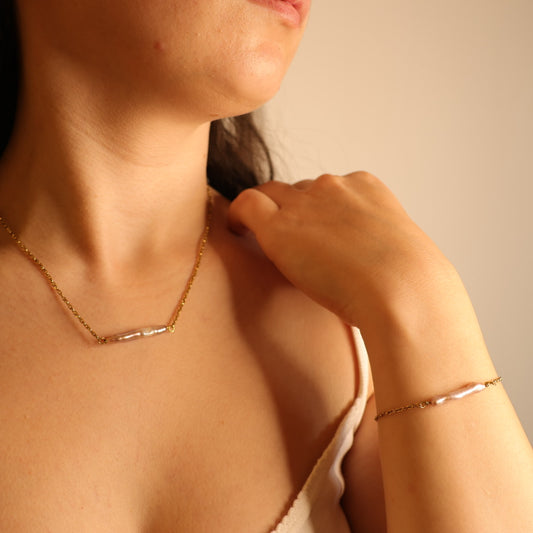 Xenia Necklace and Bracelet Set