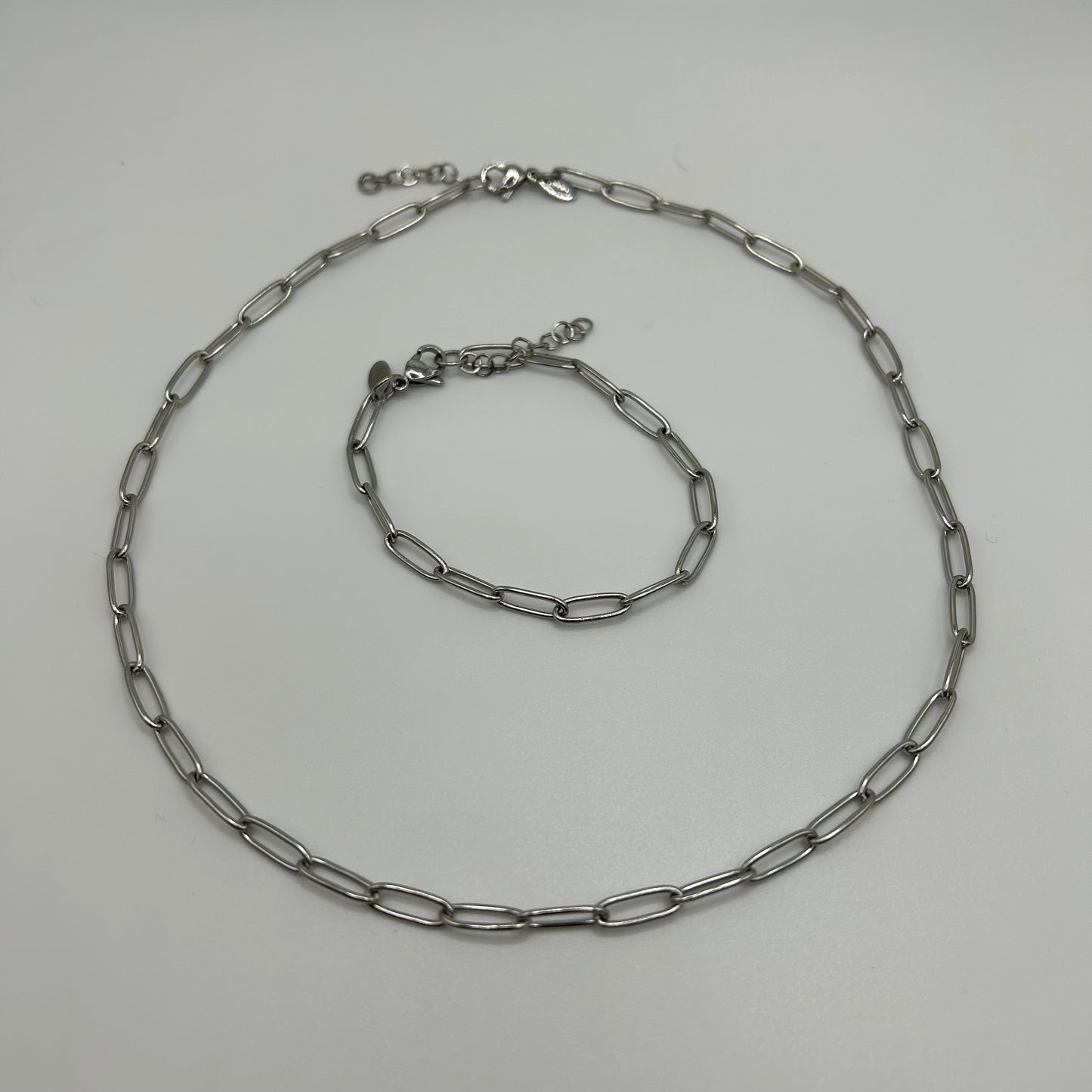 Poppy Necklace and Bracelet Set